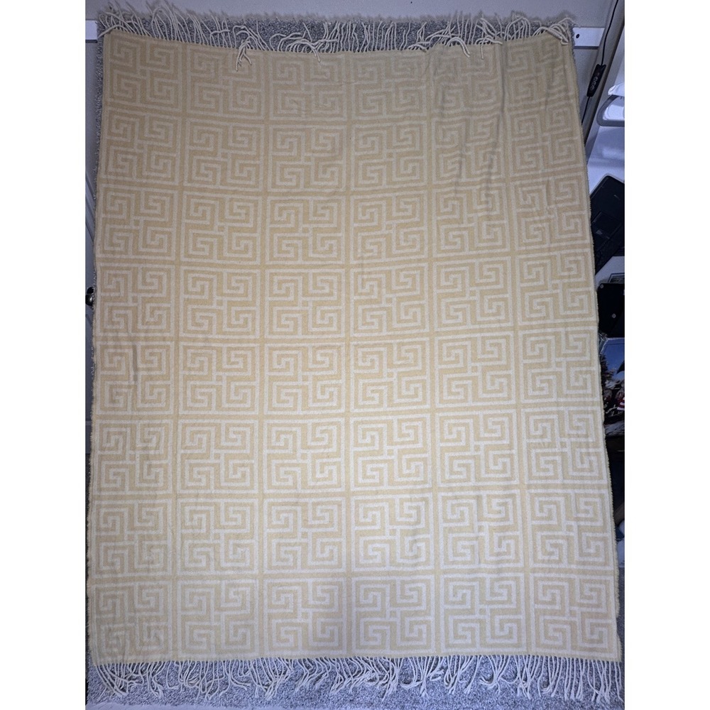 Ultra Soft Greek Key Throw Blanket Cream Yellow Fringe 48x63 Plush Luxury Decor